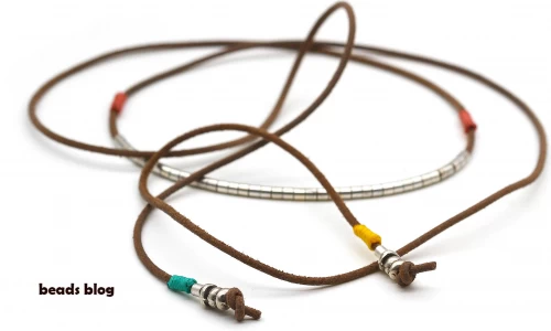 Colar / Gargantilha com nó