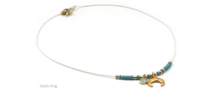 Colar Dourado & Turquesa