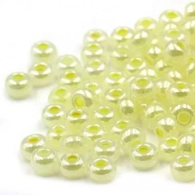 Missangas de vidro 5/0 amarelo claro opaco com brilho extra (luster)